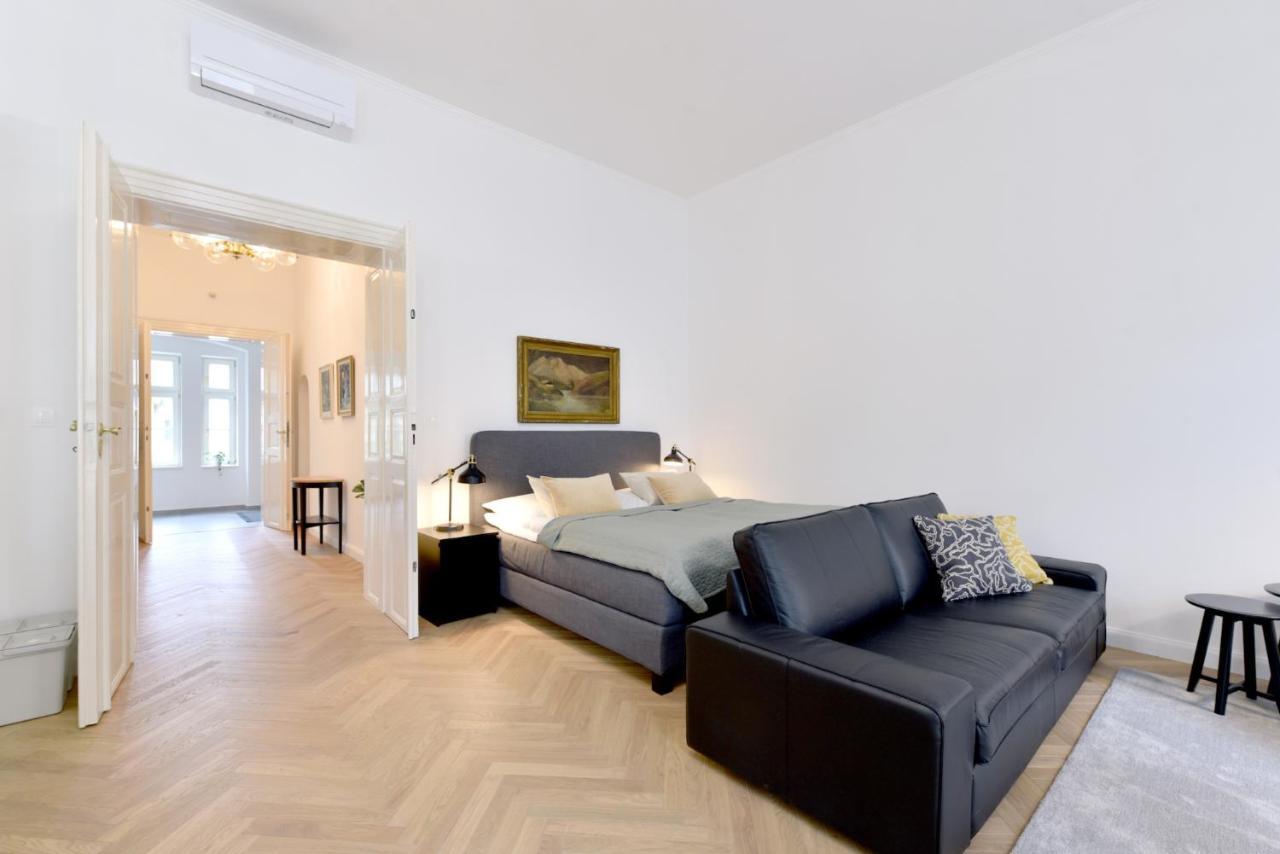 Trenčín Apartman S Balkonom מראה חיצוני תמונה